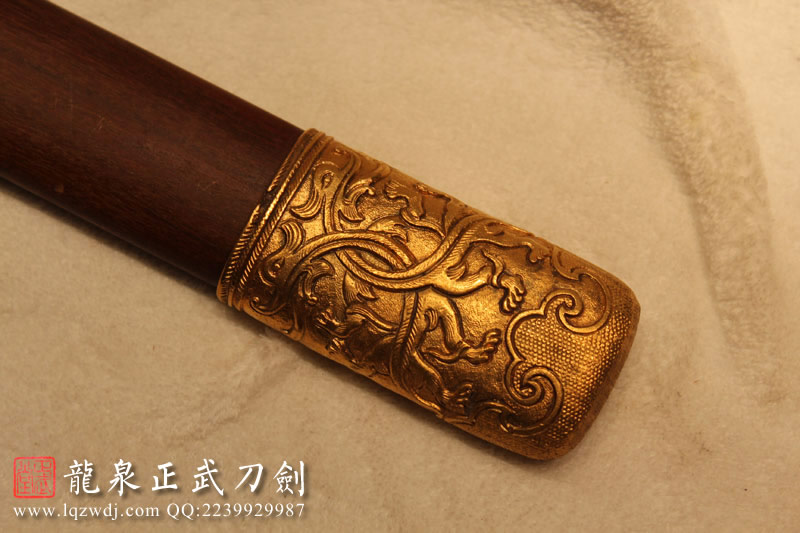 周正武龍泉寶劍專(zhuān)賣(mài)店,周正武龍泉?jiǎng)r(jià)格,正武堂官網(wǎng),龍泉刀劍官網(wǎng),龍泉?jiǎng)χ苷?正武刀劍,龍泉正武刀劍官網(wǎng),龍泉正武刀劍,龍泉?jiǎng)? border=